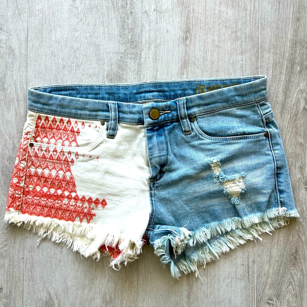 NWOT Blank Nyc Embroidered Jean Cutoff Shorts 27